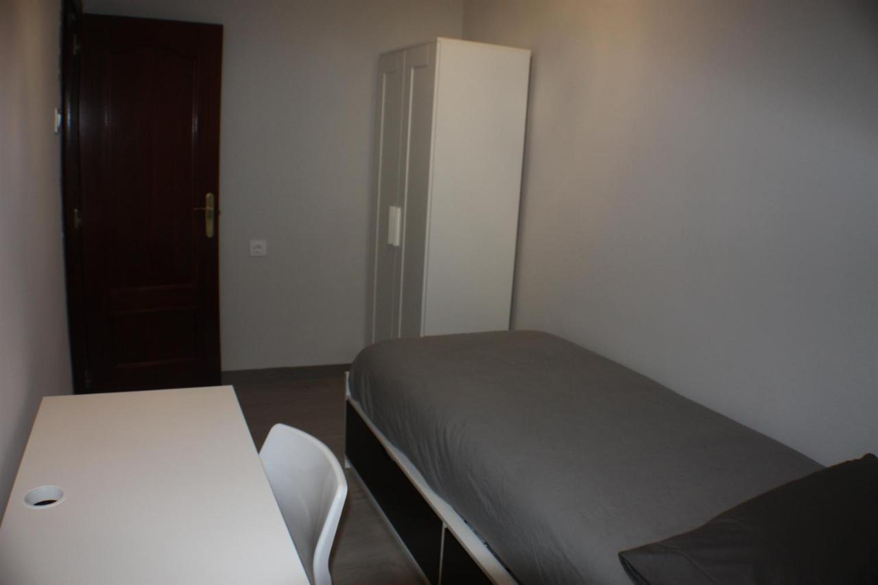Sagrado Corazon Apartment Хихон Екстериор снимка